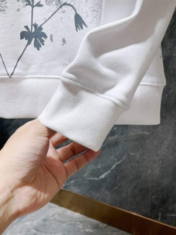 Chrome heart Sweater - Image 6