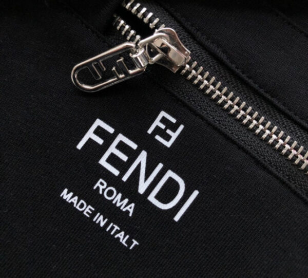 Fendi T-Shirt - Image 5