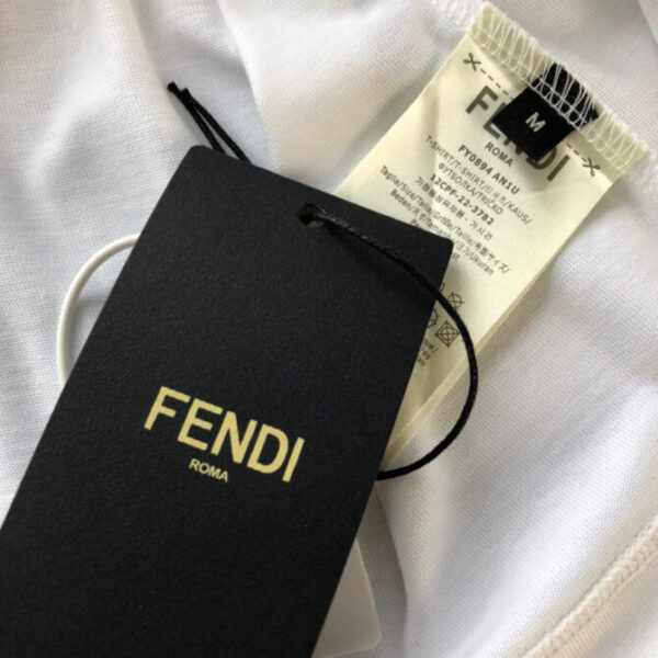 Fendi T-Shirt - Image 7