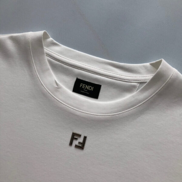 Fendi T-Shirt - Image 8