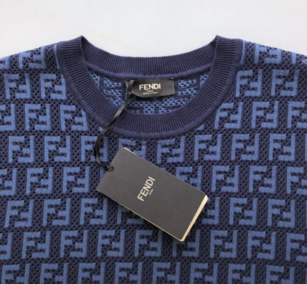 Fendi T-Shirt - Image 8