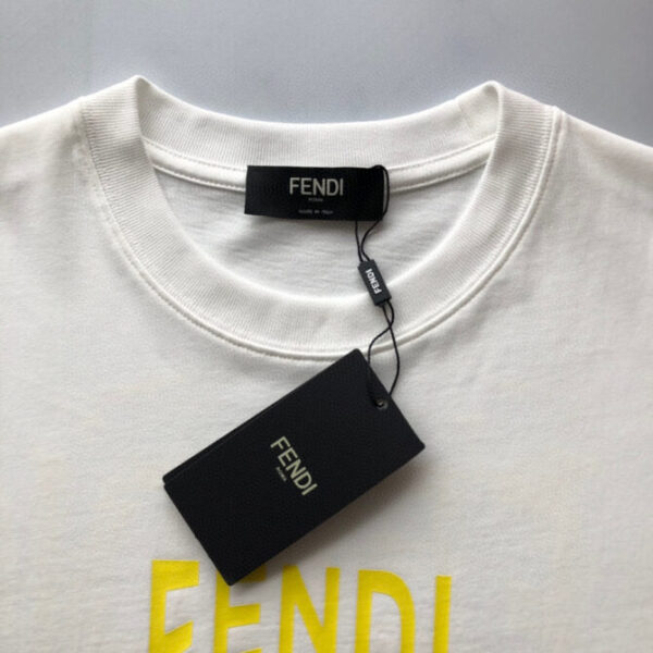 Fendi T-Shirt - Image 7
