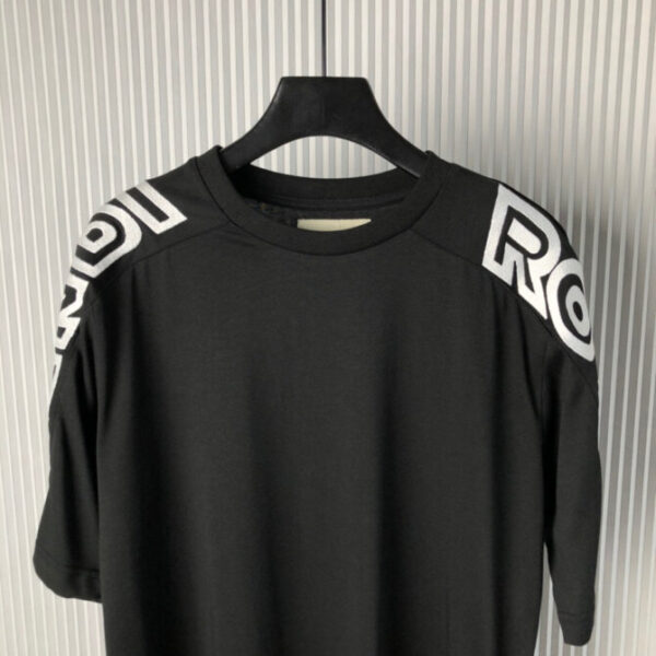 Fendi T-Shirt - Image 3