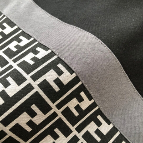 Fendi T-Shirt - Image 4