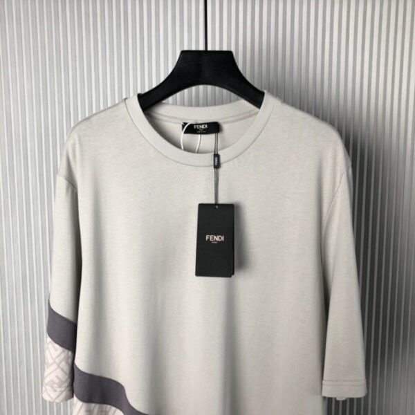 Fendi T-Shirt - Image 8