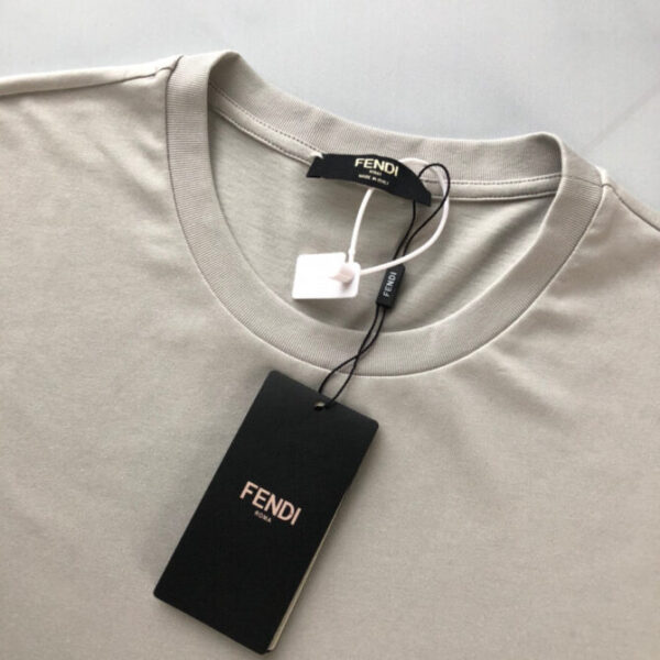 Fendi T-Shirt - Image 7