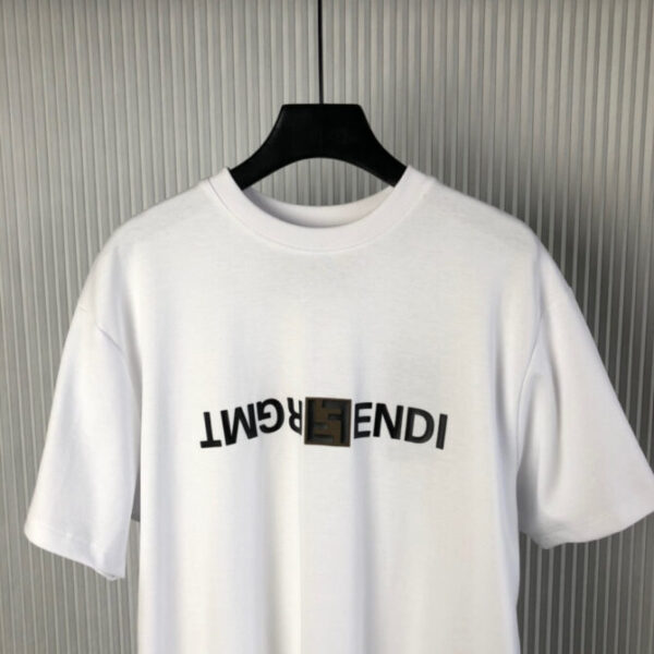 Fendi T-Shirt - Image 8