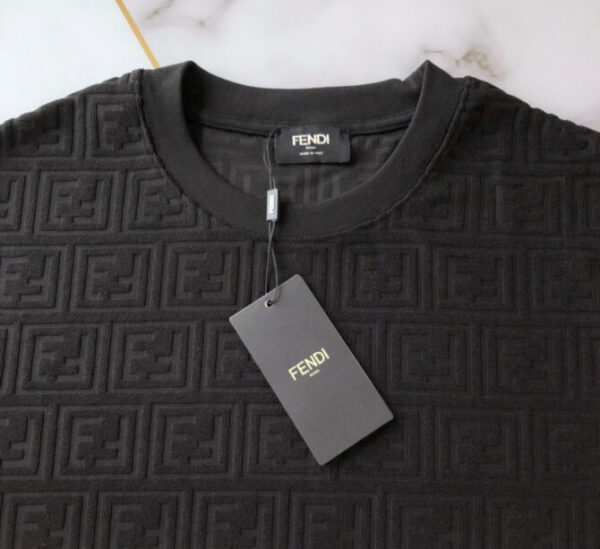 Fendi T-Shirt - Image 7