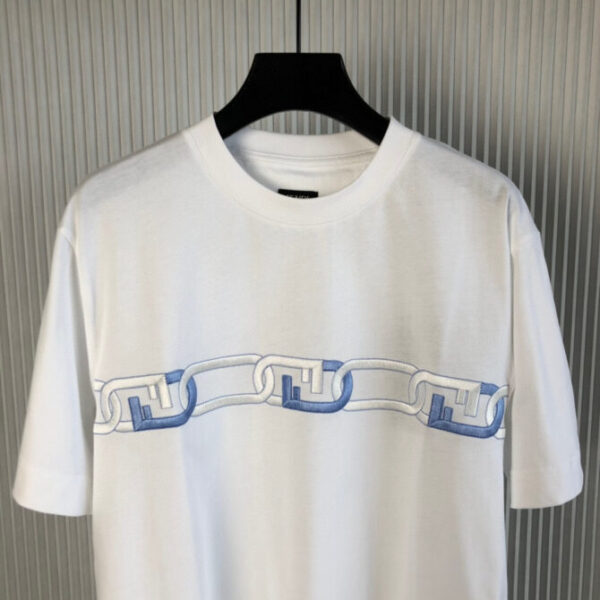 Fendi T-Shirt - Image 8