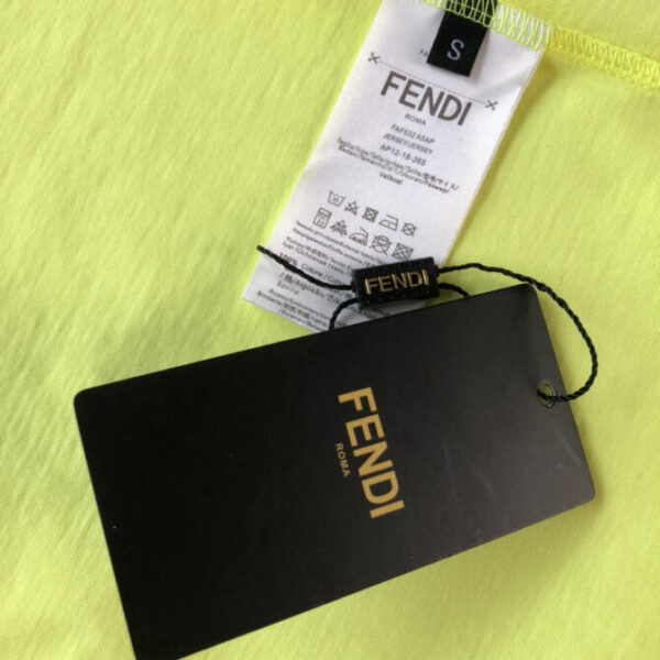 Fendi T-Shirt - Image 8