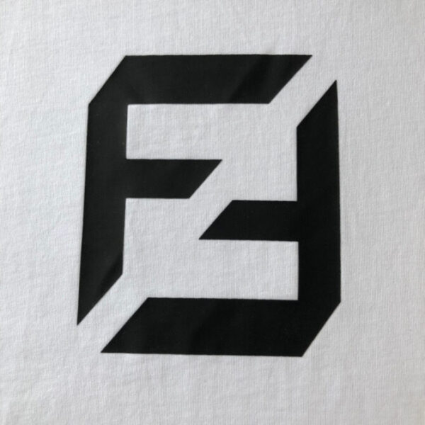 Fendi T-Shirt - Image 6