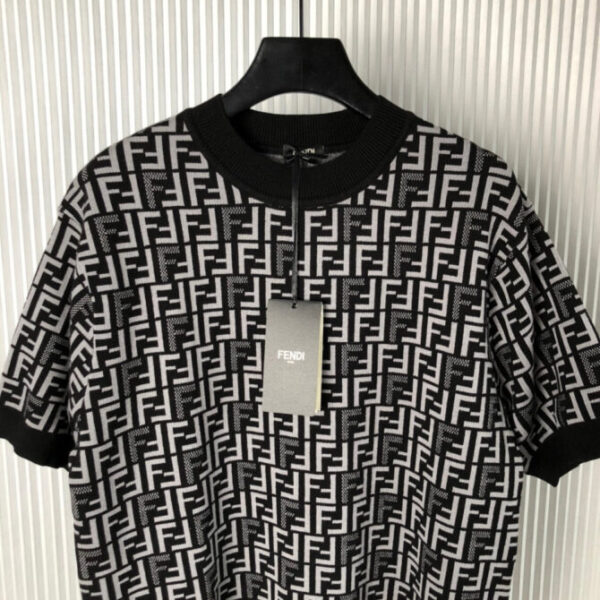 Fendi T-Shirt - Image 3