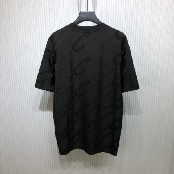 Fendi T-Shirt - Image 2