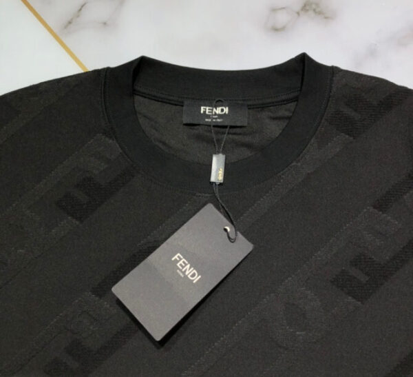Fendi T-Shirt - Image 7