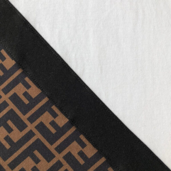 Fendi T-Shirt - Image 5