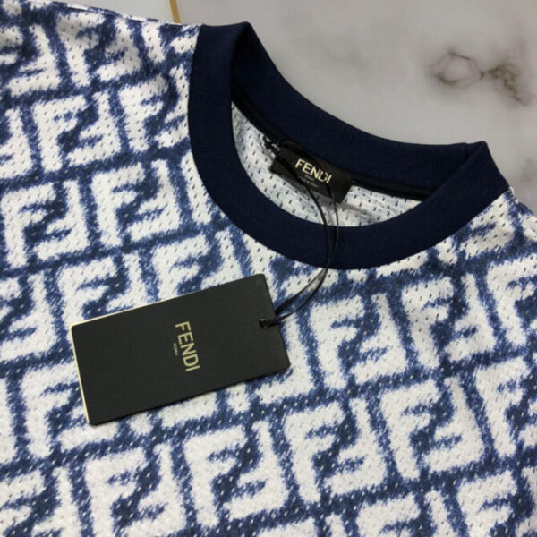 Fendi T-Shirt - Image 7