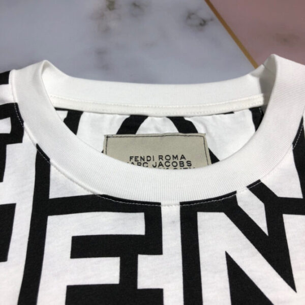 Fendi T-Shirt - Image 7