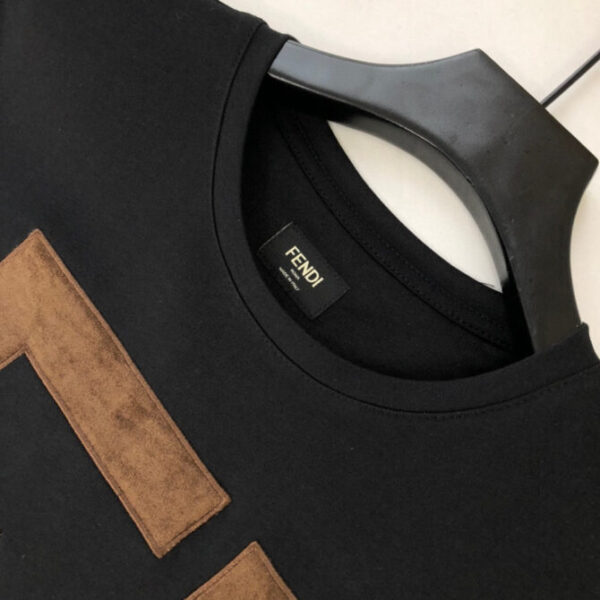 Fendi T-Shirt - Image 7