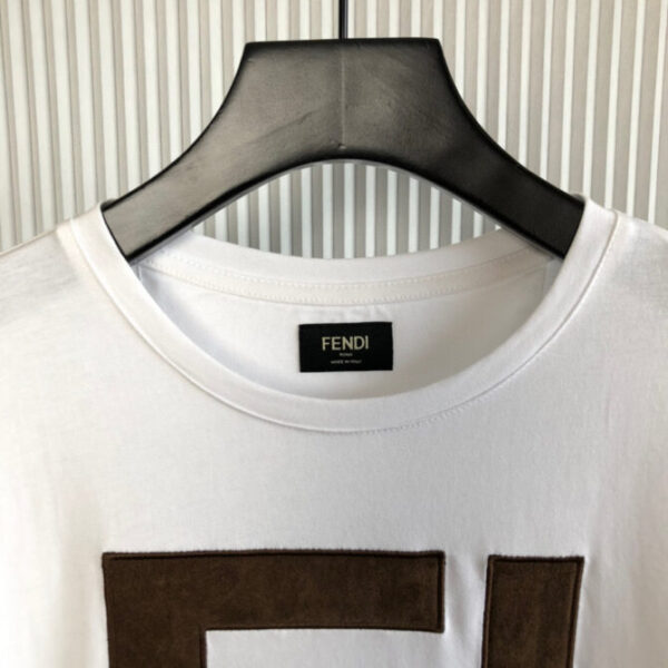 Fendi T-Shirt - Image 7