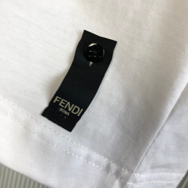 Fendi T-Shirt - Image 3