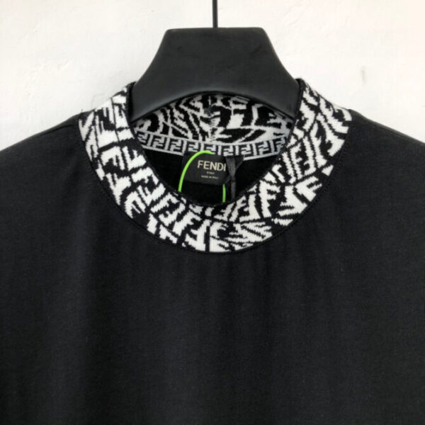 Fendi T-Shirt - Image 8