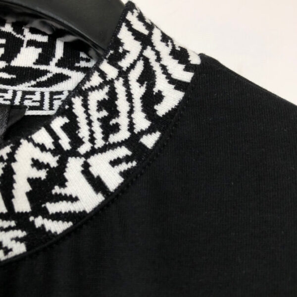 Fendi T-Shirt - Image 5