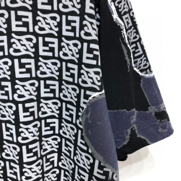 Fendi T-Shirt - Image 7