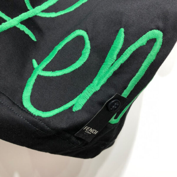 Fendi T-Shirt - Image 6
