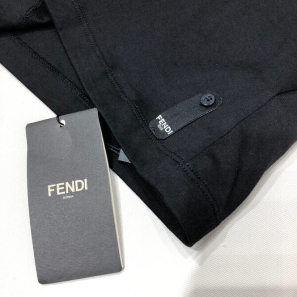 Fendi T-Shirt - Image 7