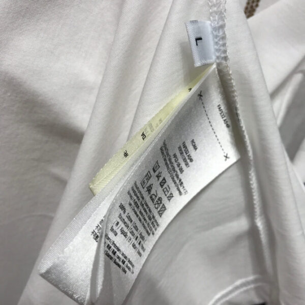 Fendi T-Shirt - Image 9