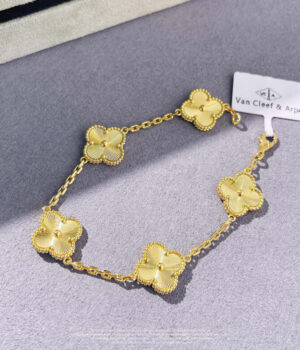 VCA Bracelet