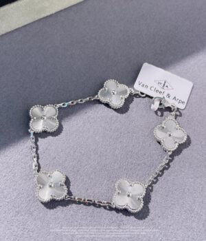 VCA Bracelet