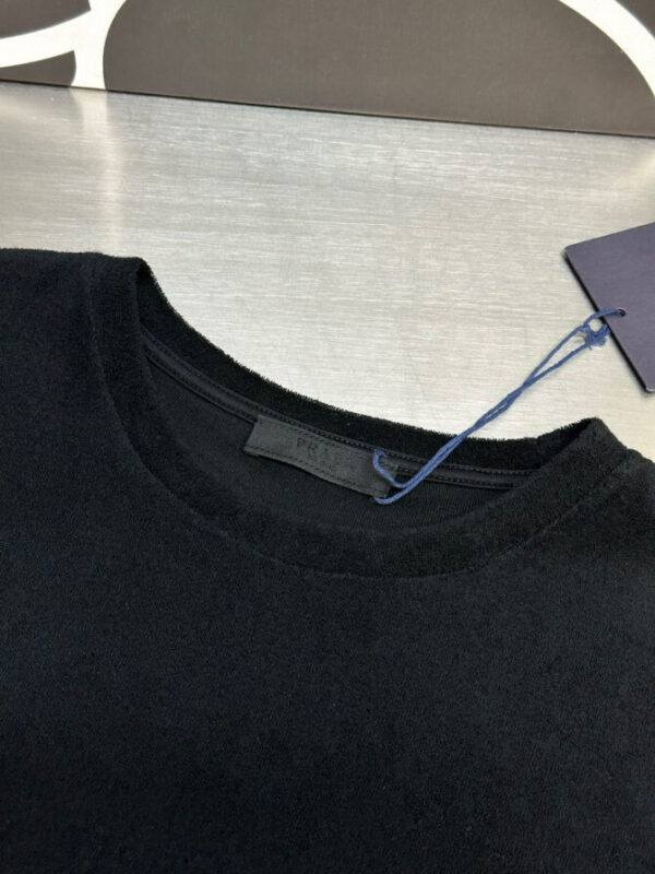 Prada T-Shirt - Image 8