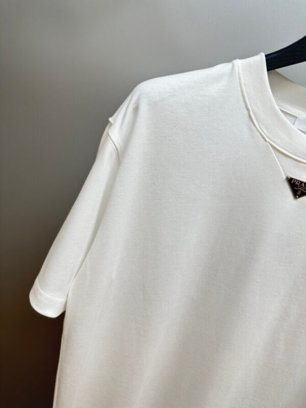 Prada T-Shirt - Image 9