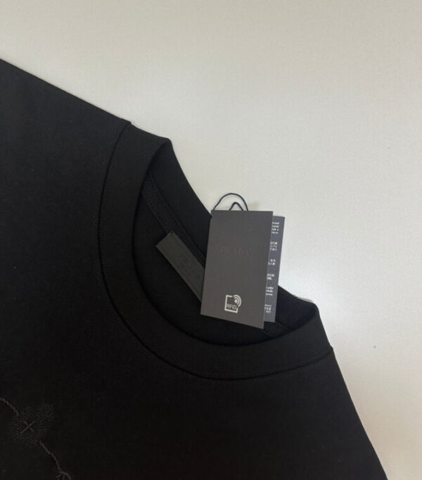 Prada T-Shirt - Image 6