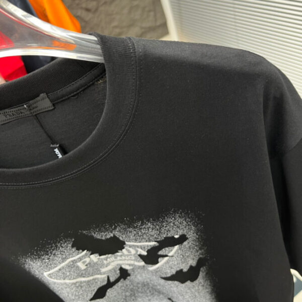 Prada T-Shirt - Image 7