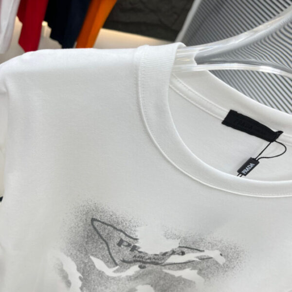 Prada T-Shirt - Image 7