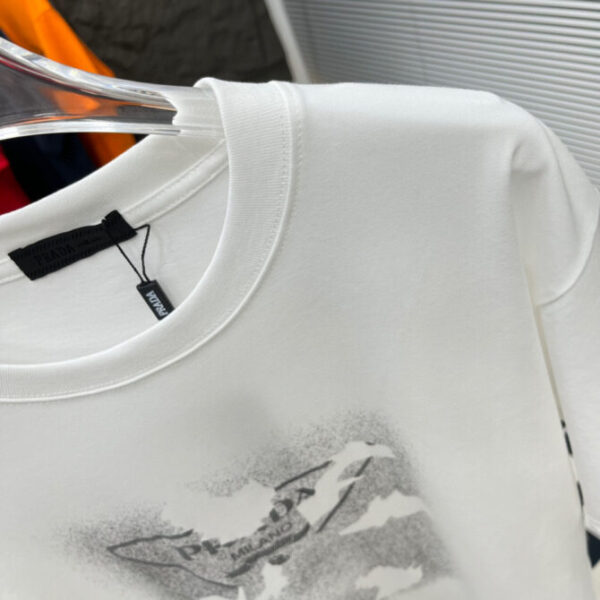 Prada T-Shirt - Image 6