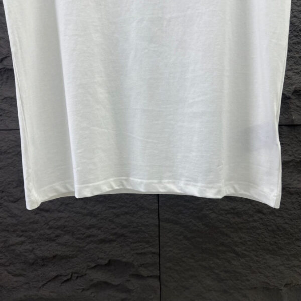 Prada T-Shirt - Image 5