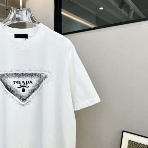 Prada T-Shirt - Image 5