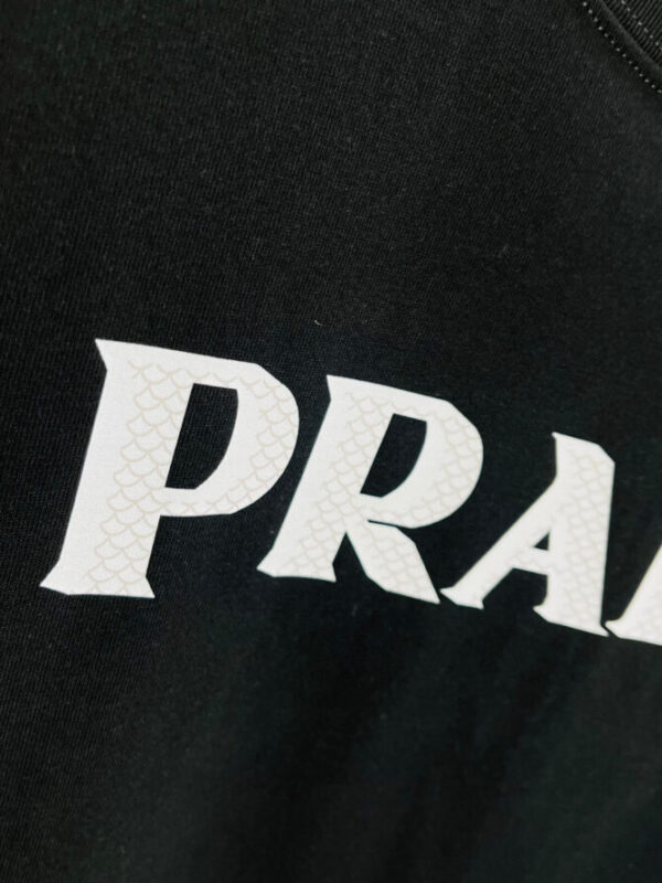 Prada T-Shirt - Image 4