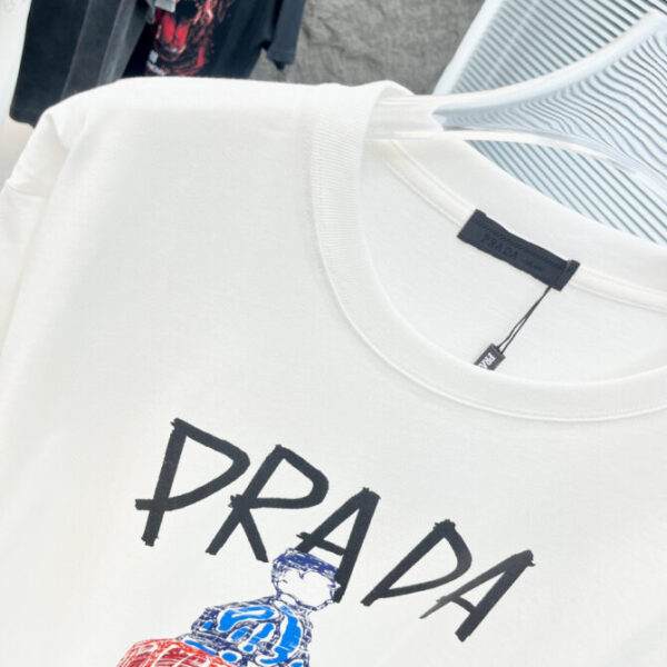 Prada T-Shirt - Image 5