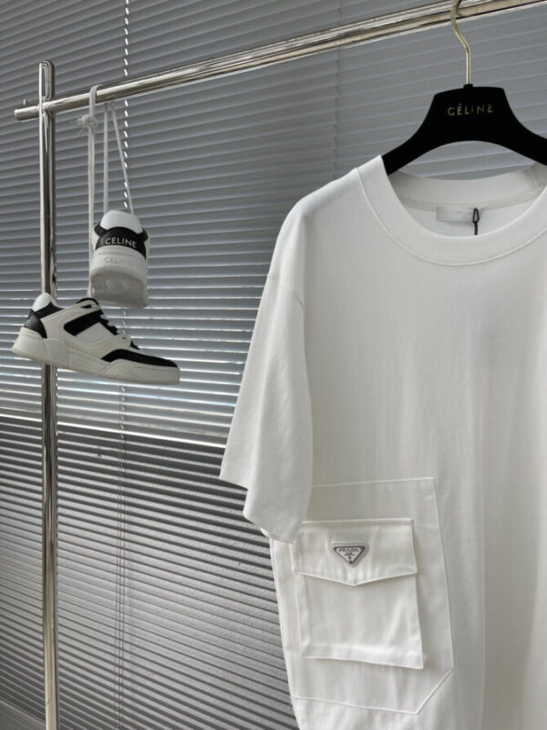 Prada T-Shirt - Image 4