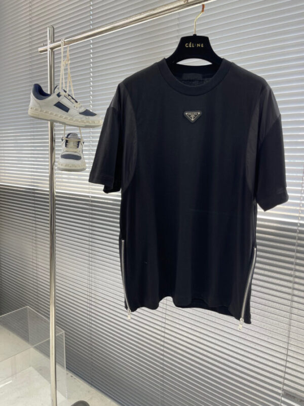 Prada T-Shirt