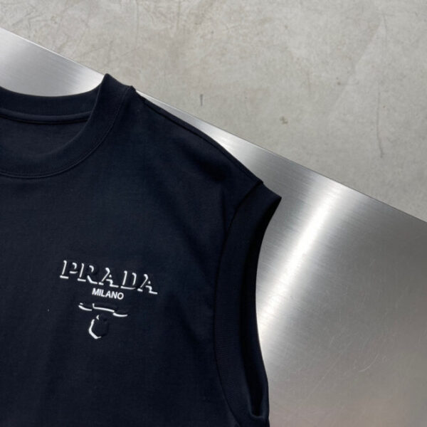 Prada T-Shirt - Image 7