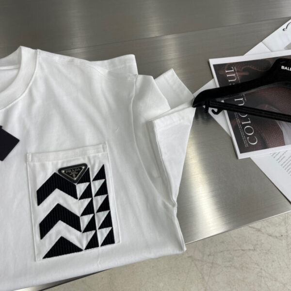 Prada T-Shirt - Image 8