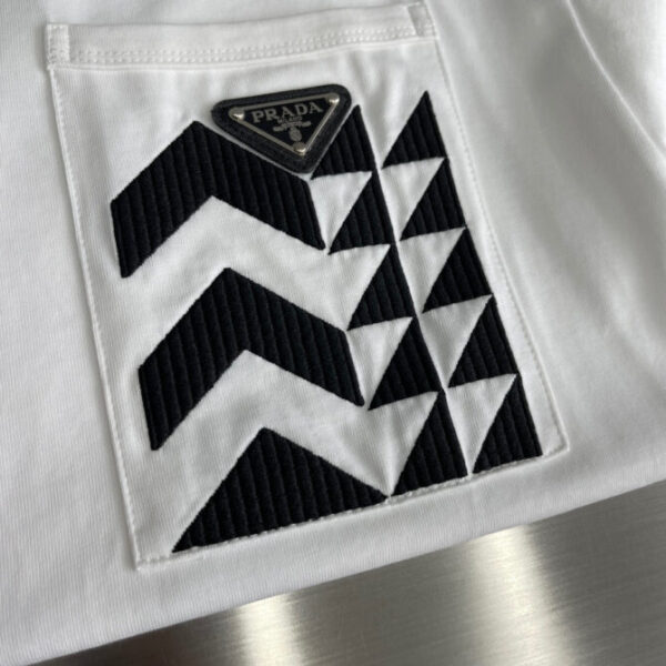 Prada T-Shirt - Image 6