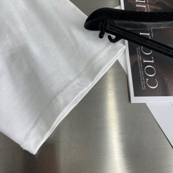 Prada T-Shirt - Image 5
