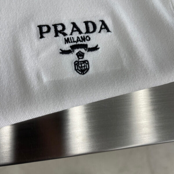 Prada T-Shirt - Image 6