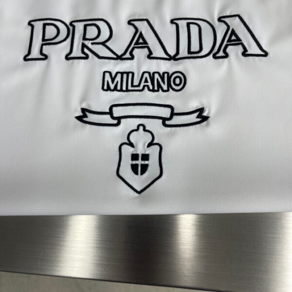 Prada T-Shirt - Image 7